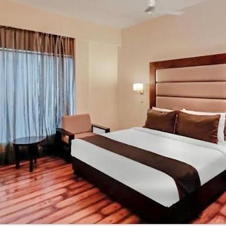 Vedantam Hotel หริทวาร ภายนอก รูปภาพ