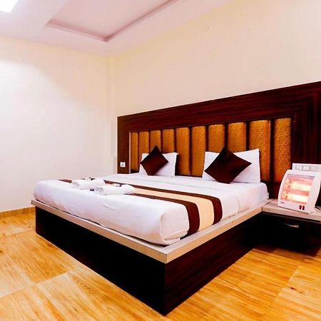 Vedantam Hotel หริทวาร ภายนอก รูปภาพ